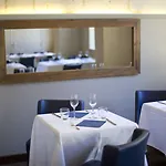 杜门鲁瓦费酒店 酒店