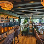 杜门鲁瓦费酒店 酒店
