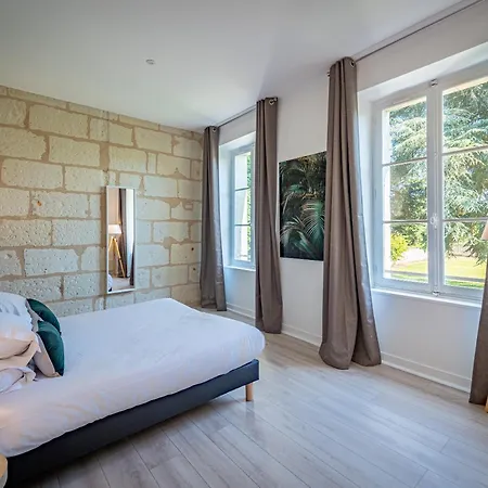 Domaine De 3*