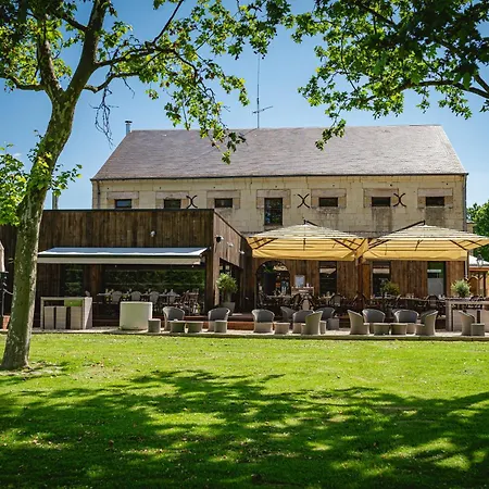 Hotel Domaine De Roiffé