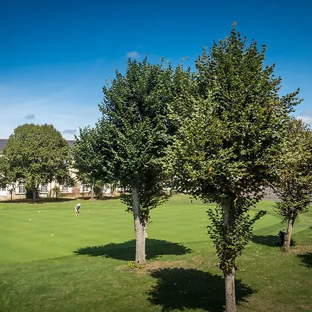 Hotel Domaine De Roiffé