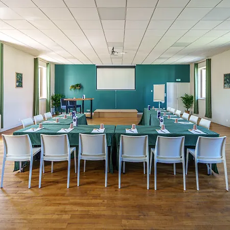 Domaine De 3* Roiffé