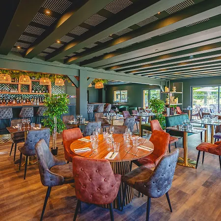 Domaine De 3* Roiffé