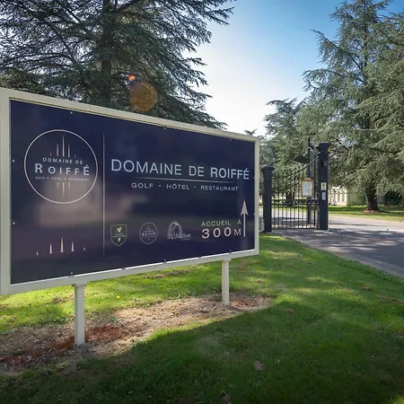 Domaine De 3* Roiffé