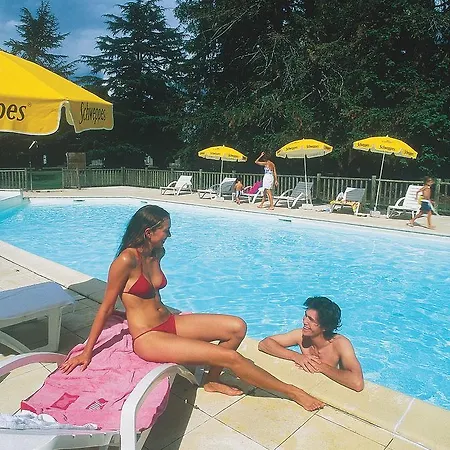 Domaine De 3*