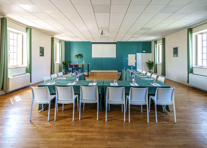 Domaine De 3* Roiffe